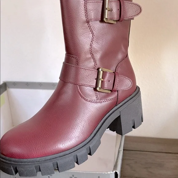 NIB [Sun + Stone] Lionell Faux Leather Buckle Motorcycle Heeled Boots Womens 5.5 - Picture 7 of 13